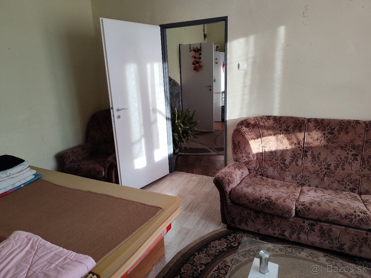 Predám rodinný dom - 8