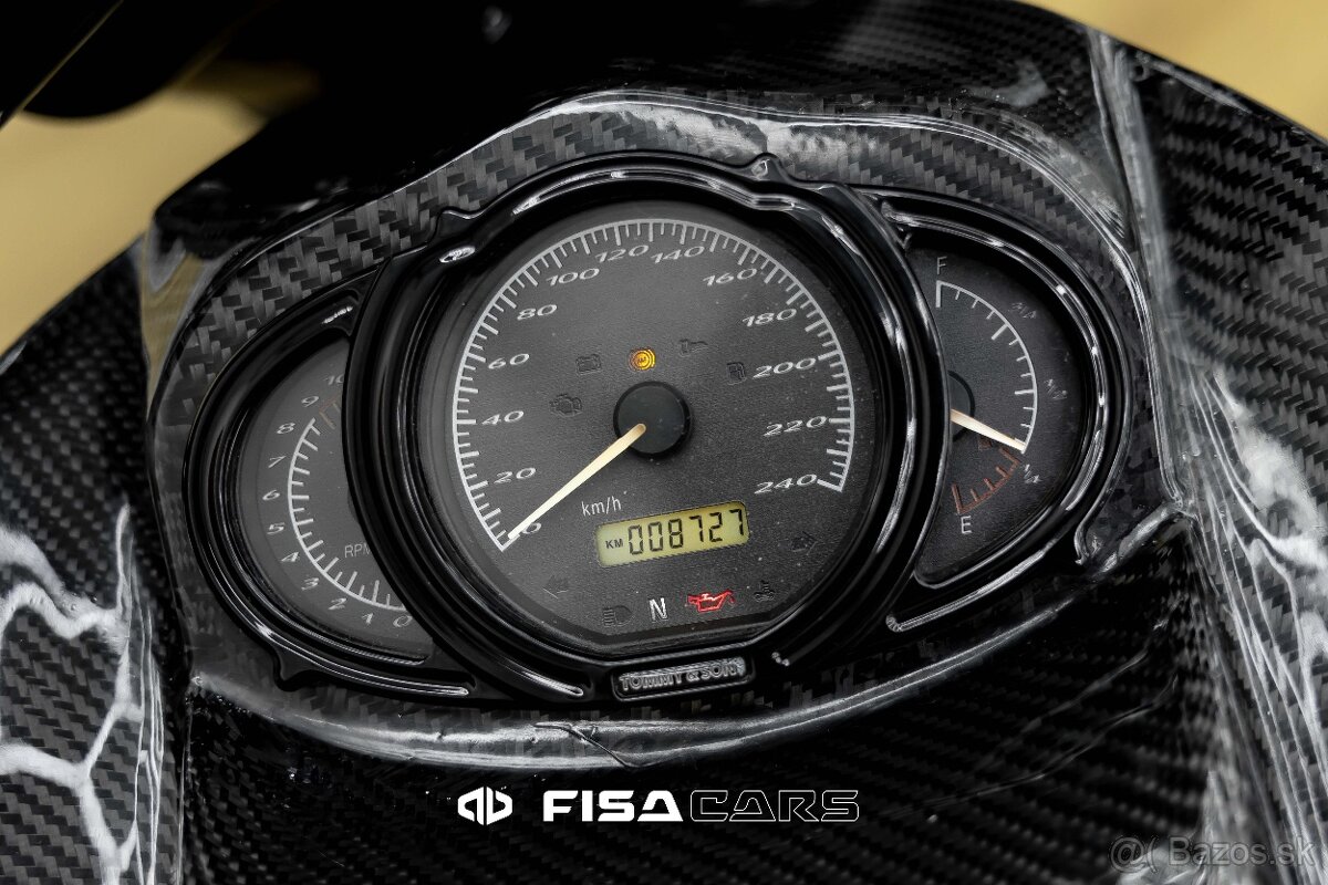 HARLEY DAVIDSON V ROD - 8