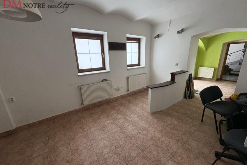 📈Komerčný objekt v centre Banskej Bystrice - 8