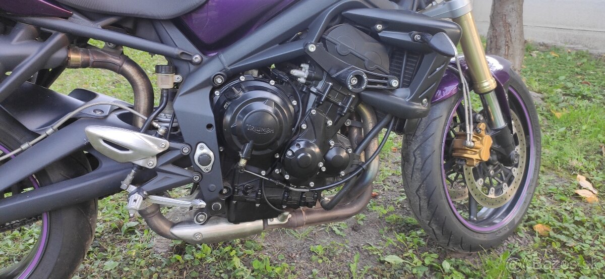 Triumph Street Triple 675 (2011) – Imperial Purple – Klenot - 8