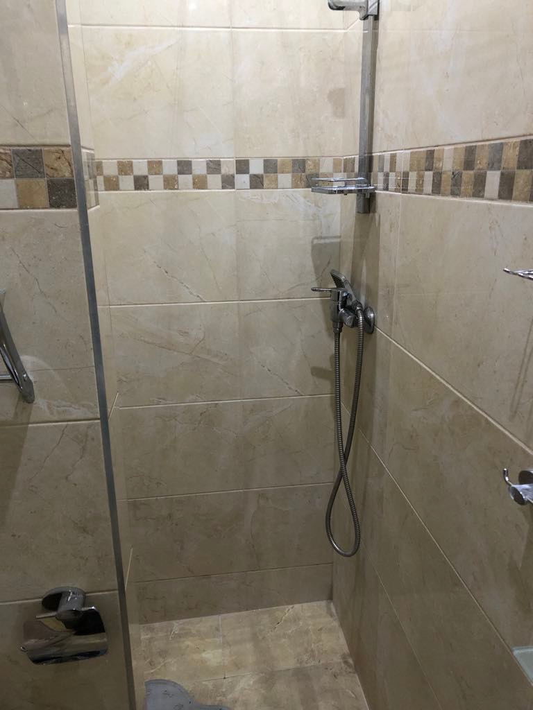 Prenajmeme 1- izb. byt v centre Nitry - pri parku - 8