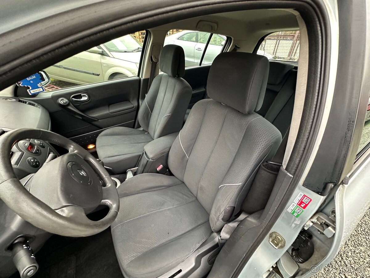 Renault Mégane 1.4 LPG - 8