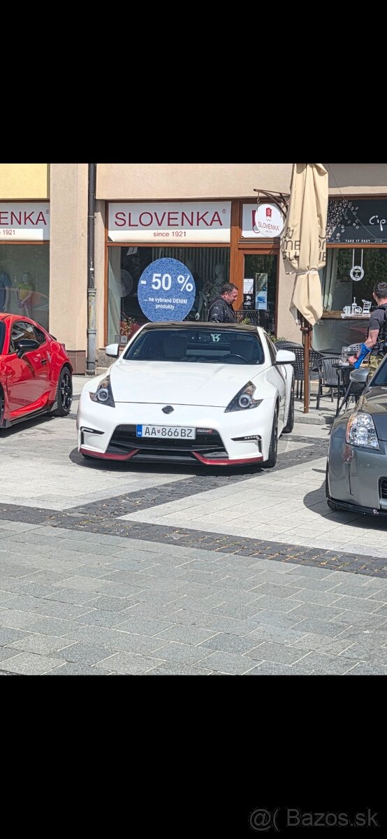 Nissan 370Z - 8