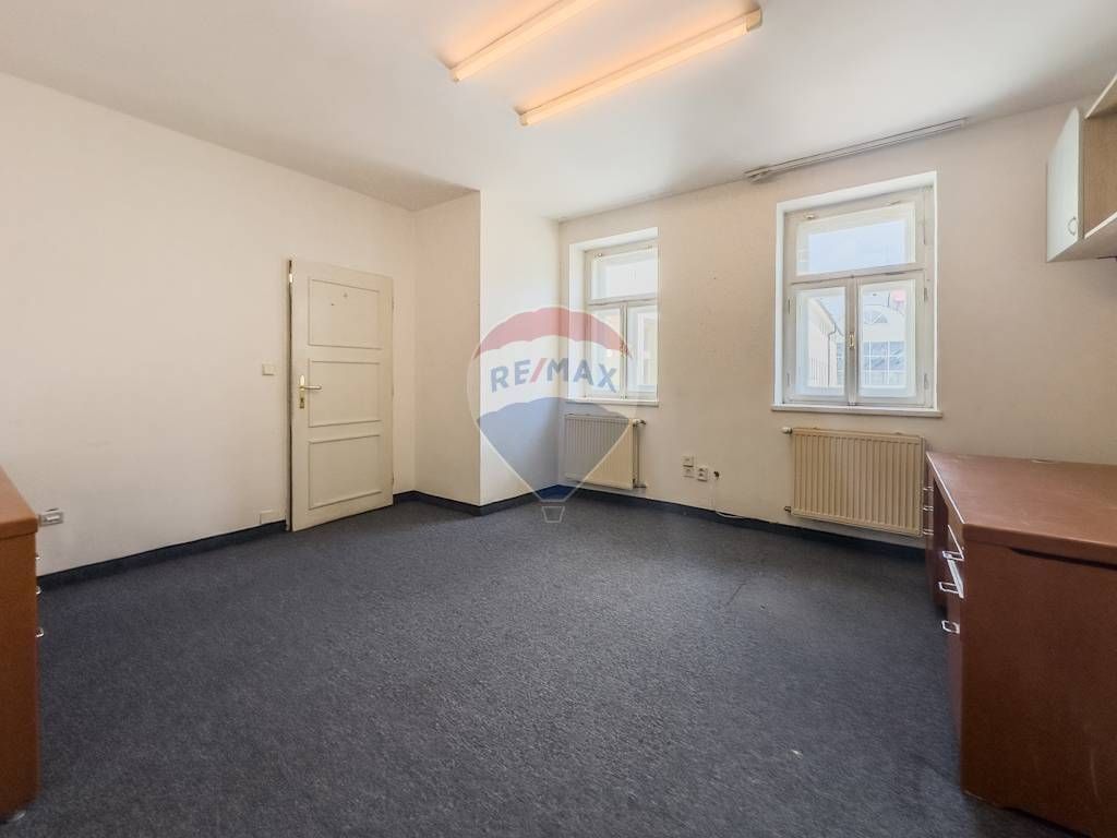 Kancelárske priestory na prenájom | Námestie SNP - Banská By - 8