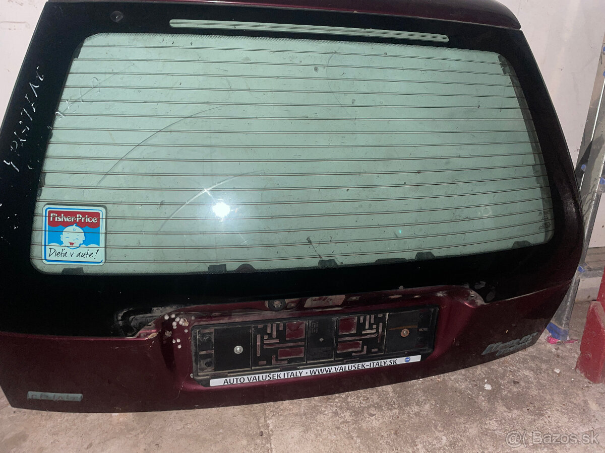 Predám piate (kufrové) dvere na Fiat Marea Weekend - 8