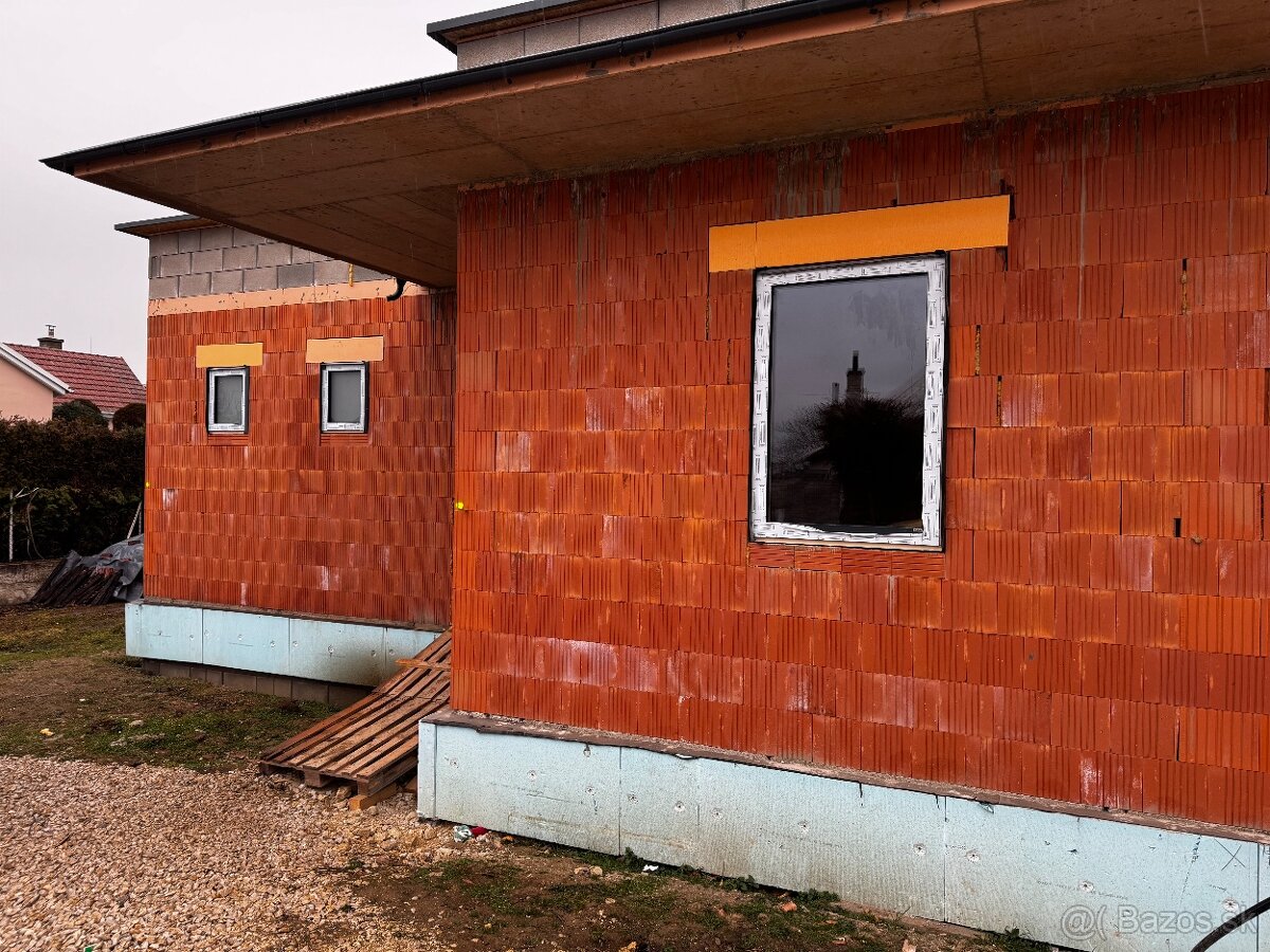 Montáž plastových, hlinikových okien a dverí. - 8