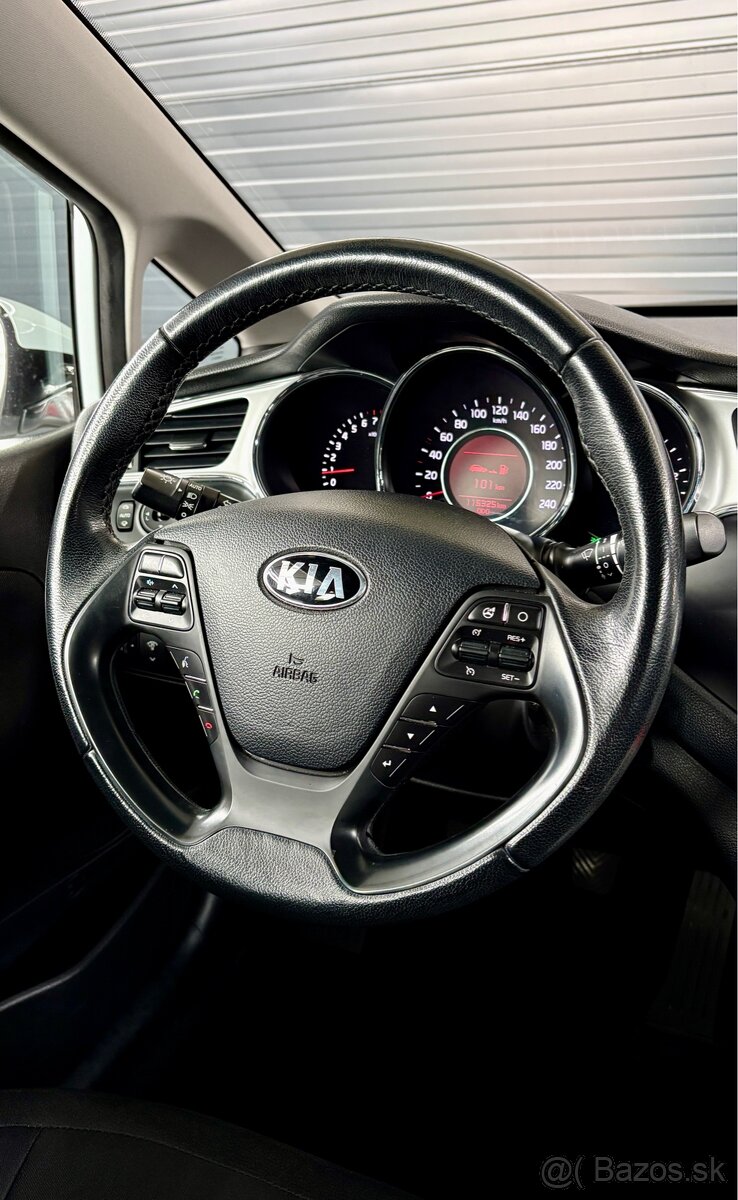 ⭐️ KIA CEED - benzín ⭐️ - 8