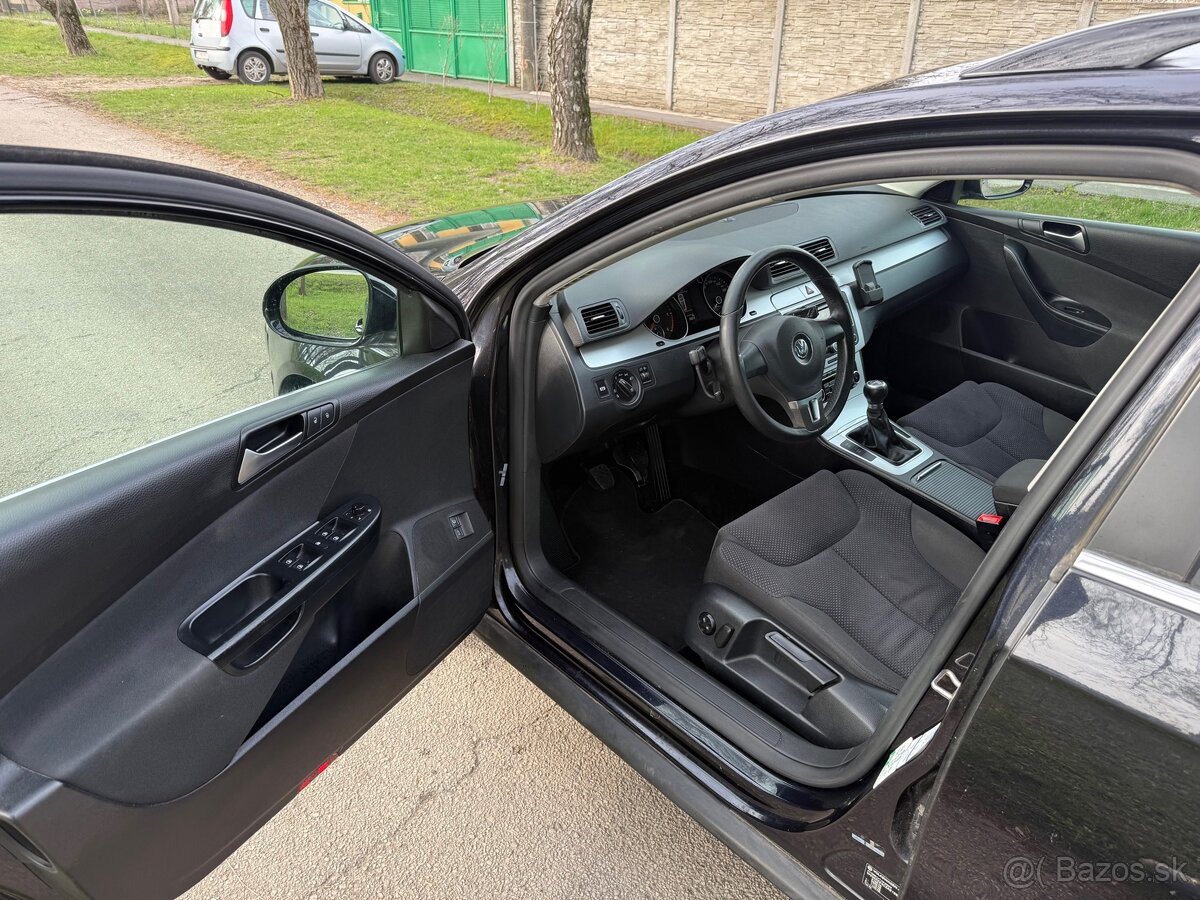 Volkswagen Passat 2.0 TDi CR Facelift 2010 - 8