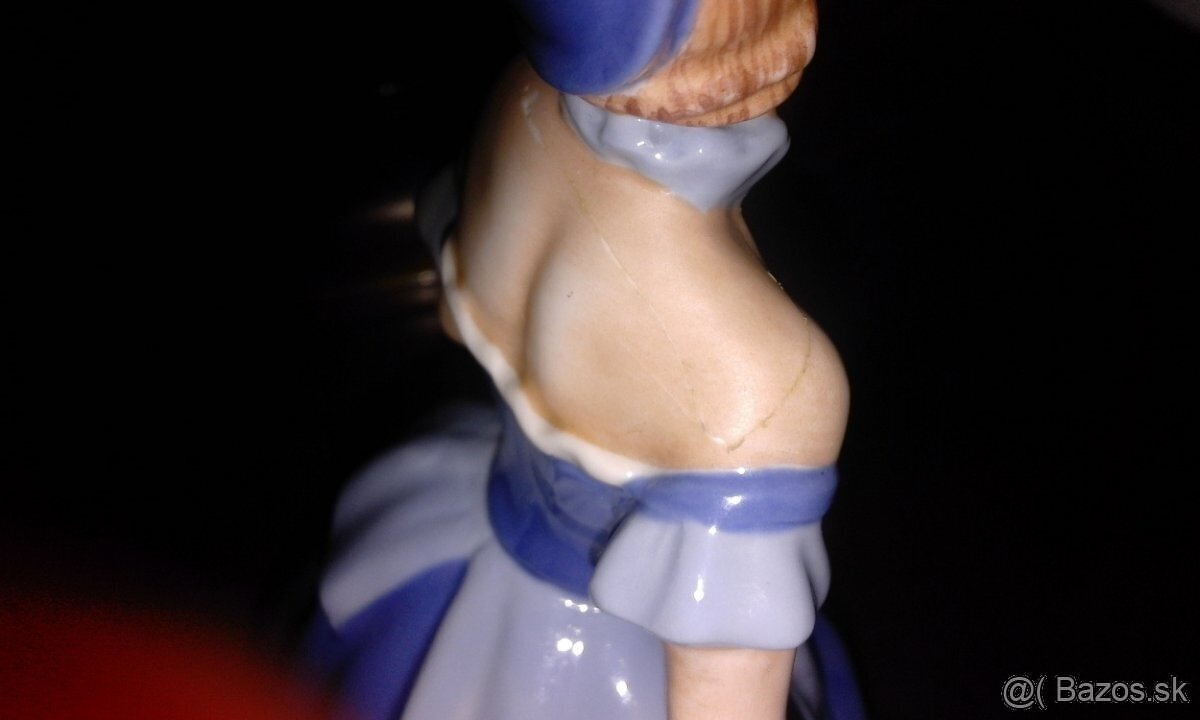 Mladík s walkmanom, Wallendorf, Dáma Royal dux - 8