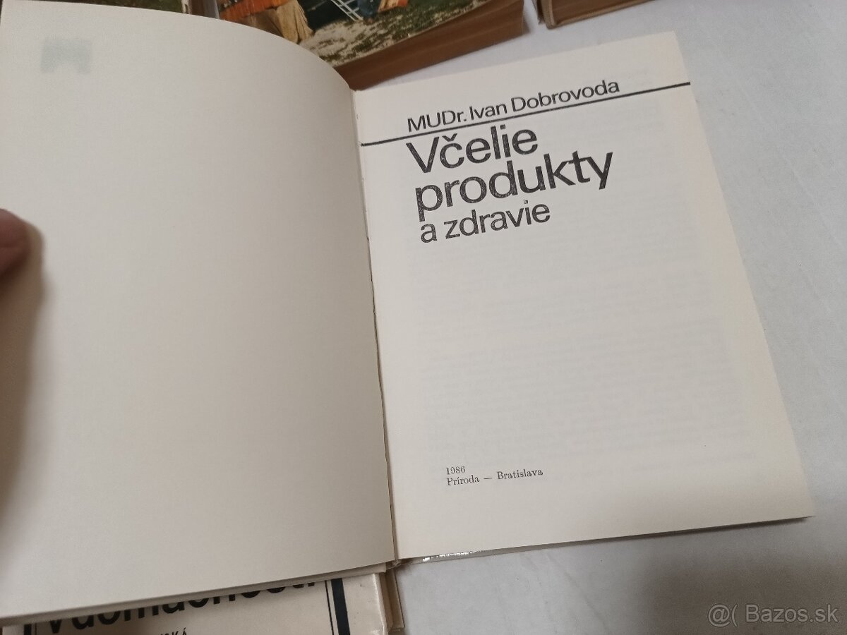 knihy o včelách, včelárstve, mede - 8