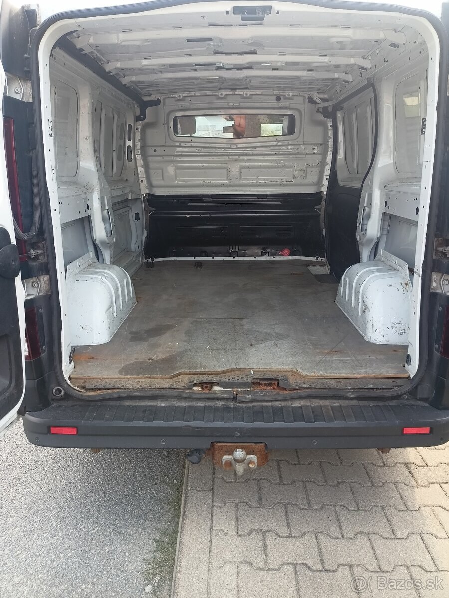 Opel Vivaro 1.6CDTI - 8
