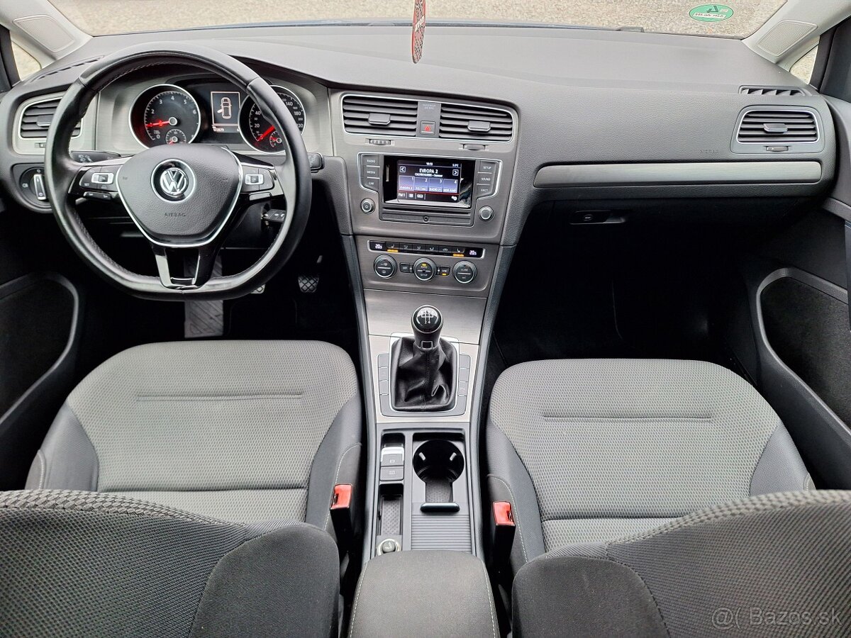 Volkswagen Golf VII 1.2TSi TOP STAV - 8