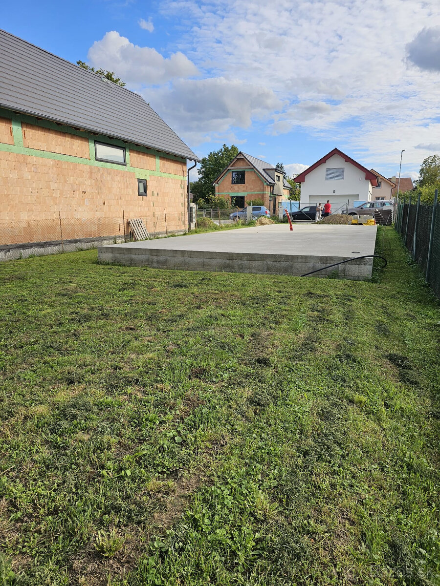 Okres Senec - BERNOLÁKOVO - NA PREDAJ stavebný pozemok so zá - 8