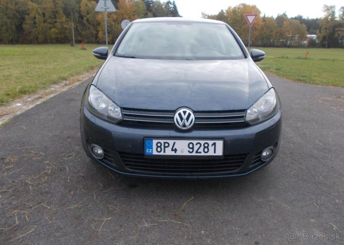 Volkswagen Golf 1,6TDI 77KW nafta manuál 77 kw - 8