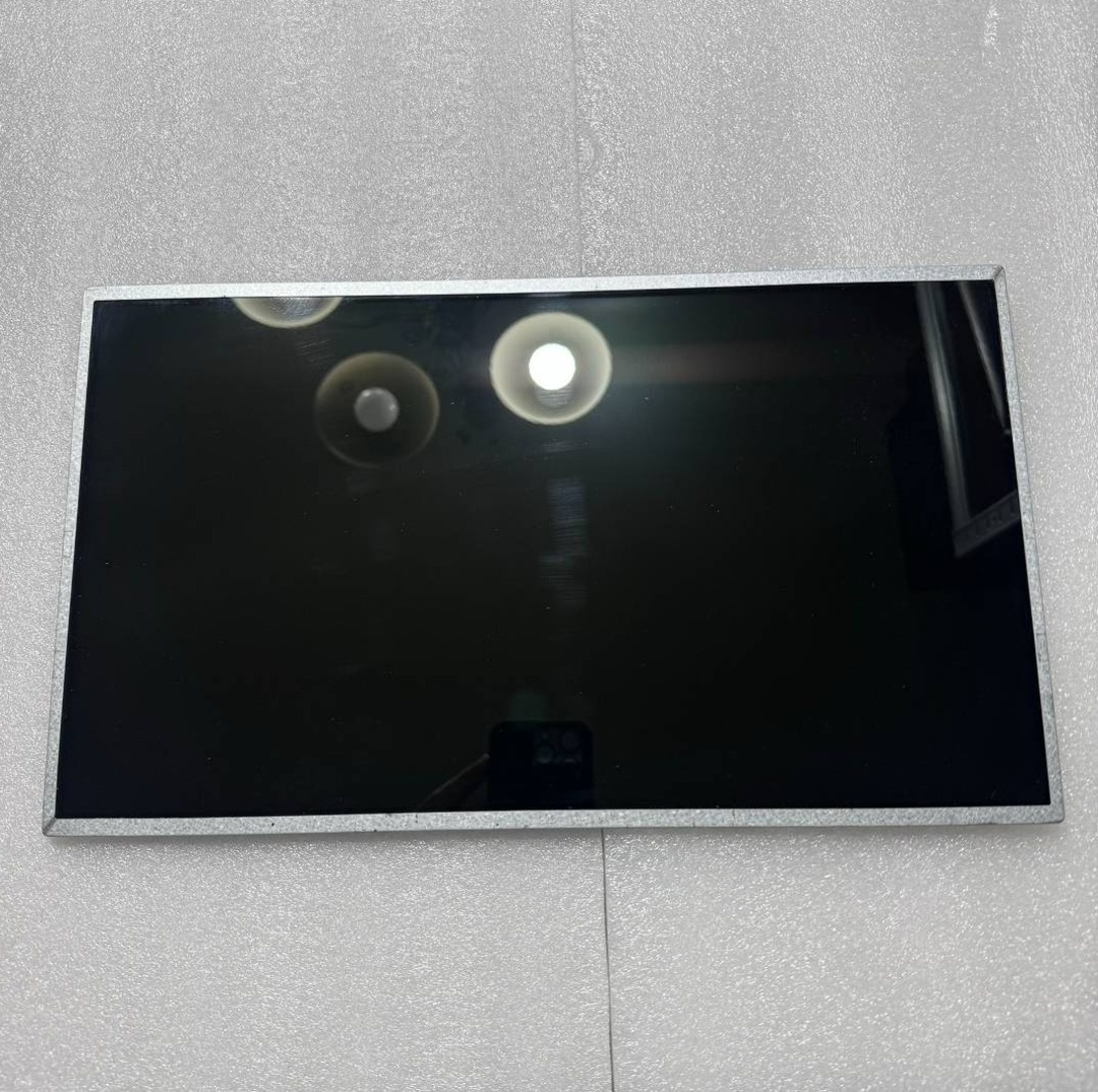 Predám obrazovku do notebooku 15,6" LED display 40pin HD+ C - 8