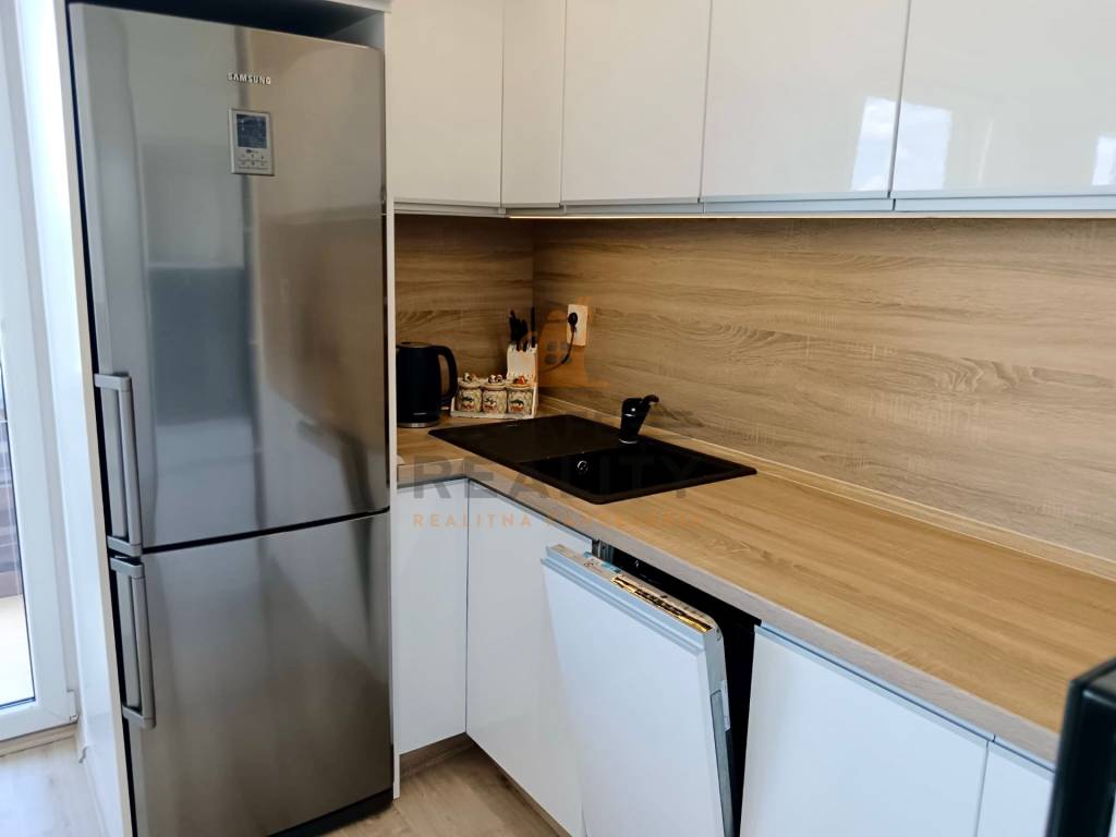 Na prenájom 2 izbový byt, Hrubá Borša, ul. Pri Akadémii, okr - 8