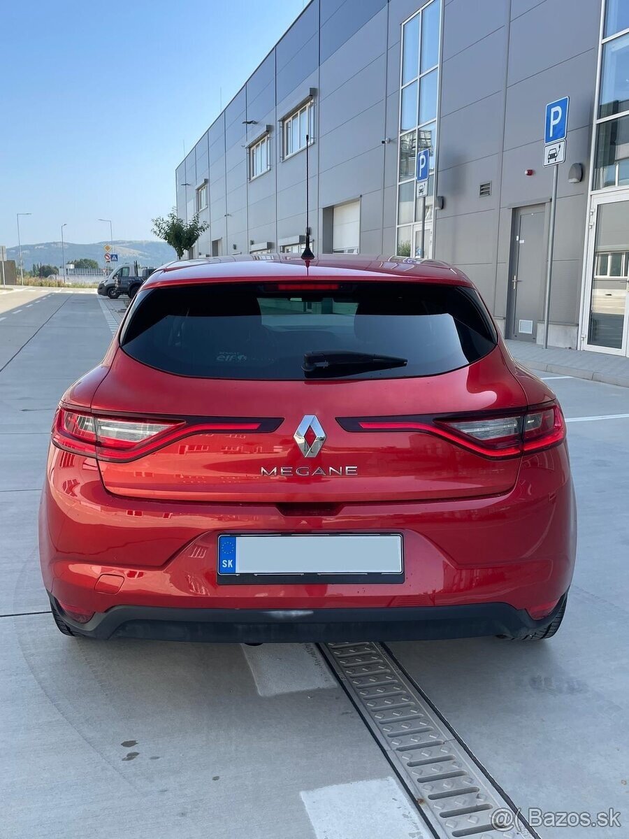 Renault Megane 1.2i 74 kW kúp. v SR / 70 000 km - 8