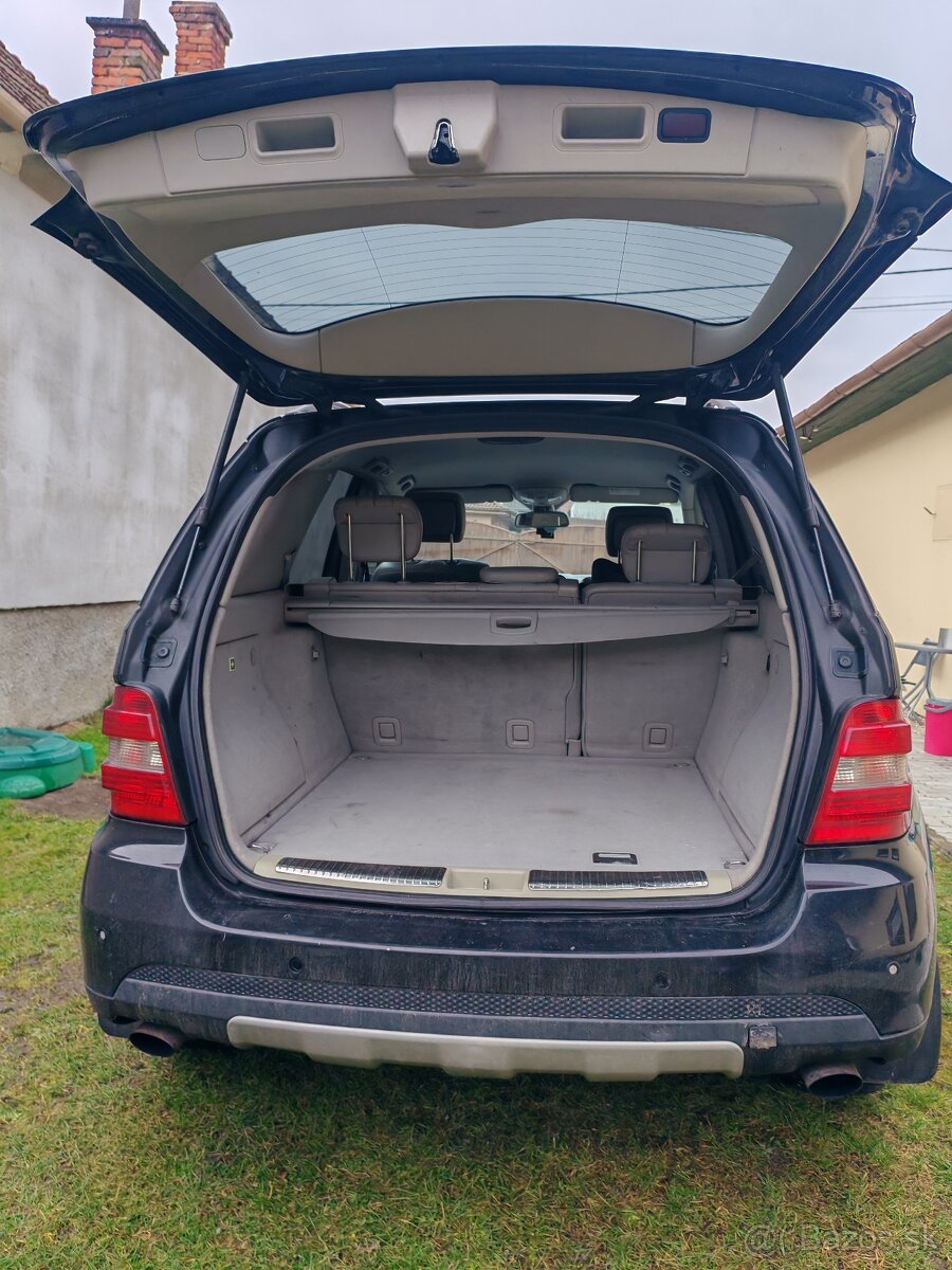 Mercedes Benz ML - 8