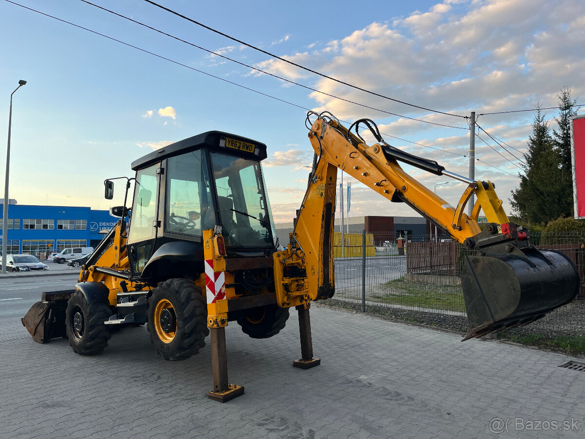 Rýpadlo-nakladač JCB 2CX Streetmaster, 3CX Compact - 8