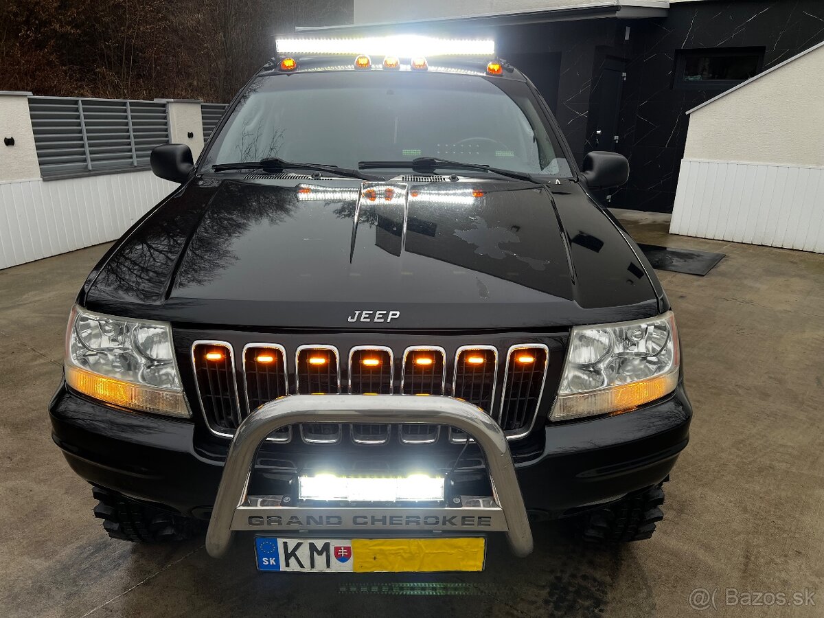 Jeep Grand Cherokee - 8