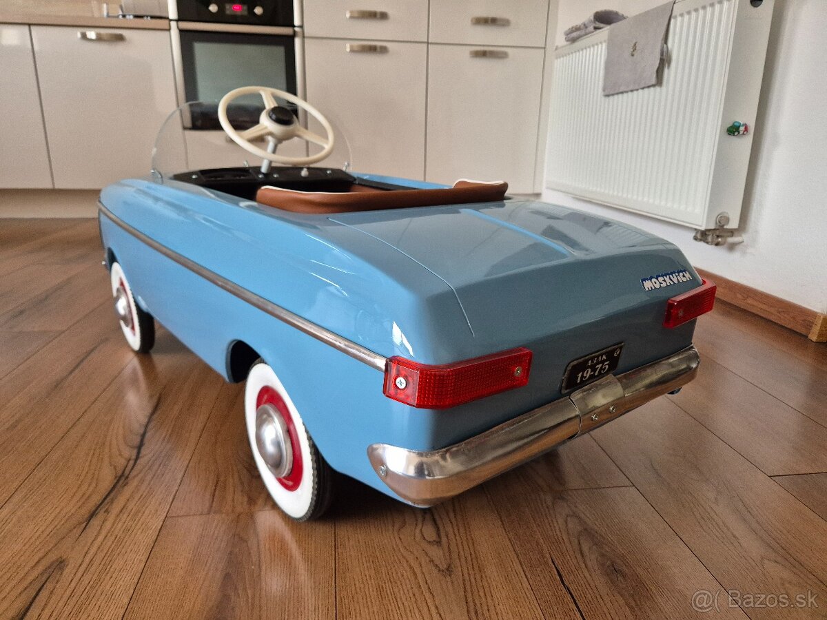 Šlapacie autíčko moskvič - 8