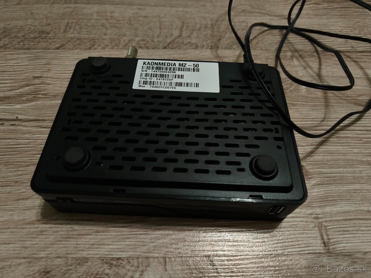 LED televízor GoGen TVH 32P260T - 8