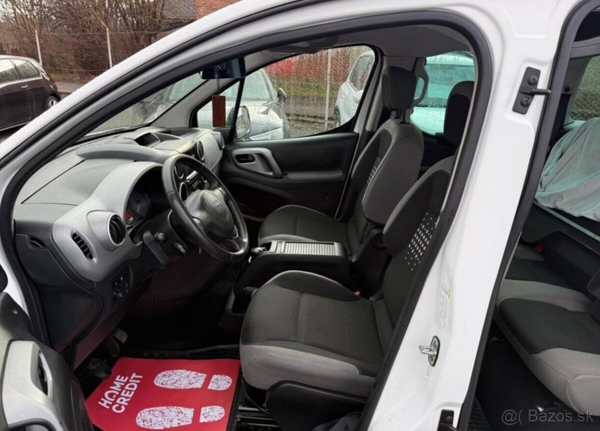 Citroën Berlingo 1.6i MULTISPACE 1.MAJITEL benzín manuál - 8