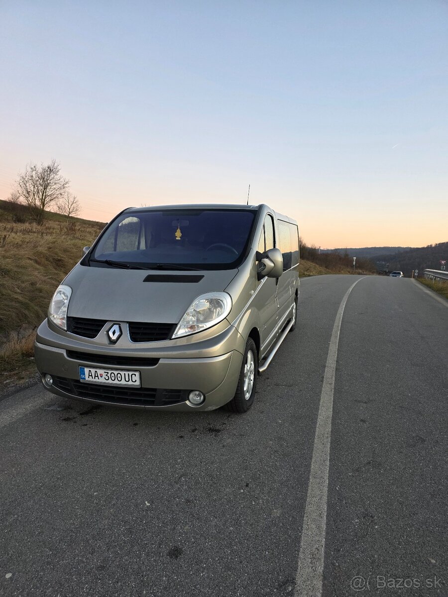 Predám Renault trafic 2.0cdi 84kw - 8