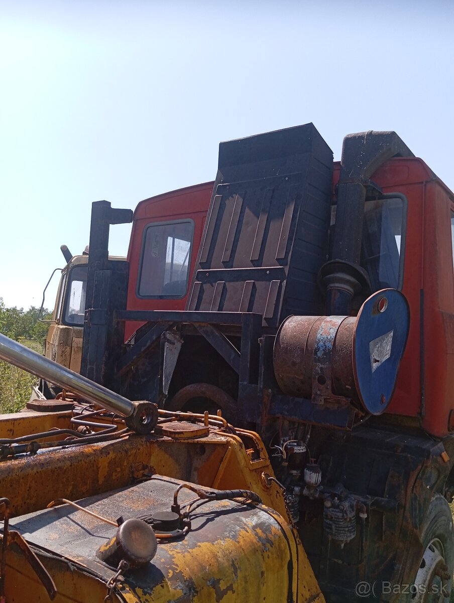 TATRA UDS NA NAHRADNE DIELY - 8