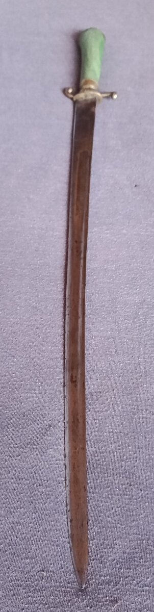 Tesak - 8