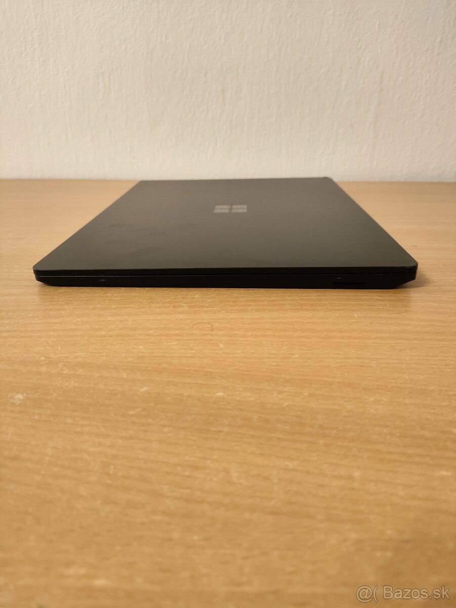 Microsoft Surface Laptop 5 | i7-1265U • 32GB • 512GB SSD • D - 8