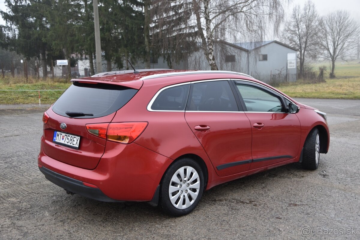 Kia Cee´d SW 1.6 GDI LX/Silver - 8