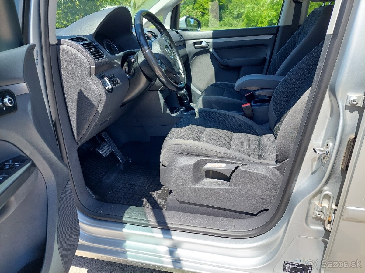 Touran 1.6 77kw TDi,dsg 7stupňový. - 8