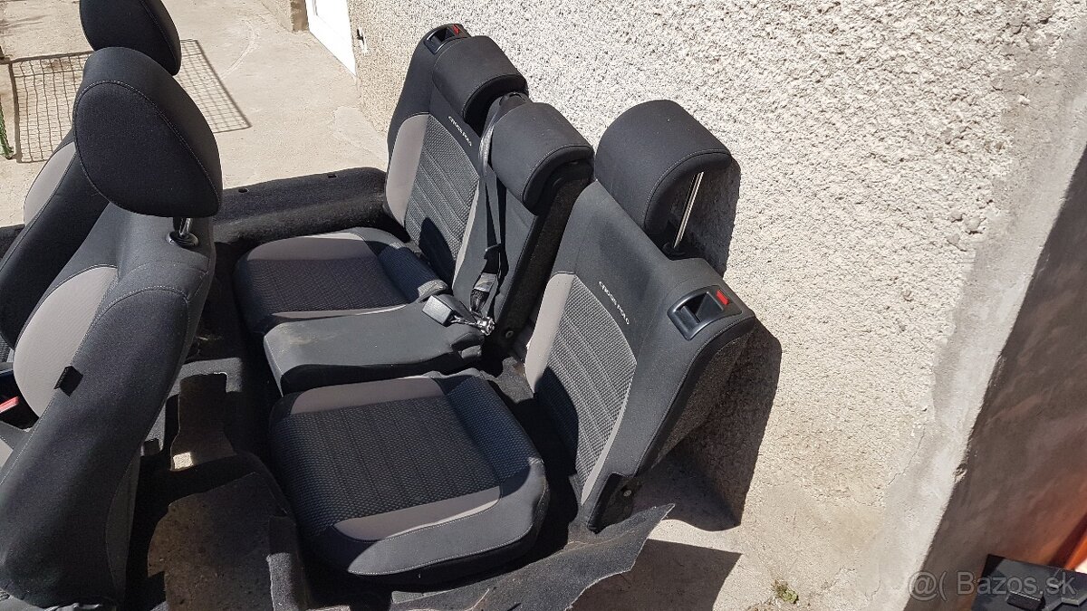 Interier na Volkswagen Polo 2012 - 8