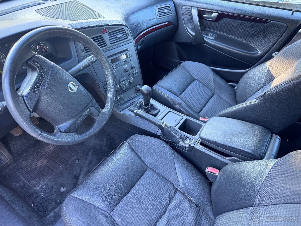 Volvo V70 2.4 D-5 - 8