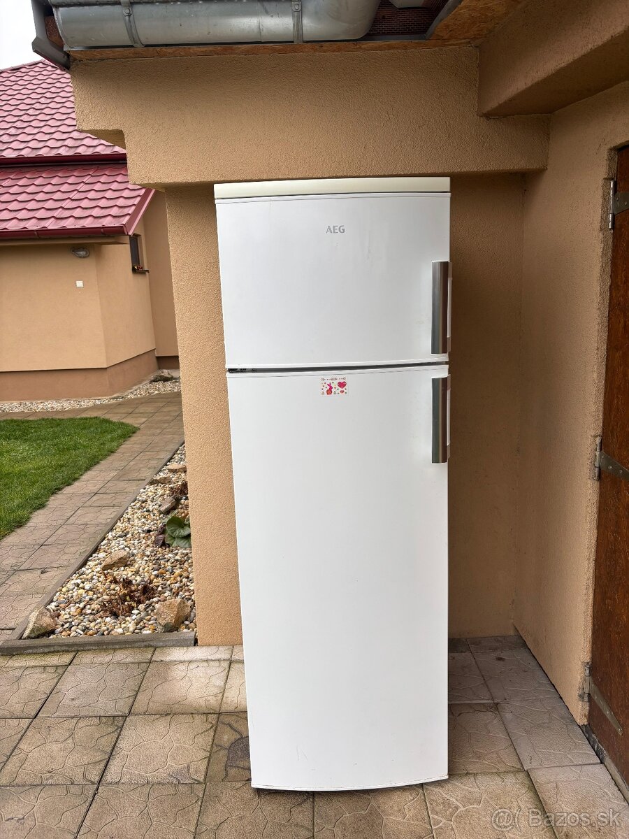 Predám chladničku AEG - 8