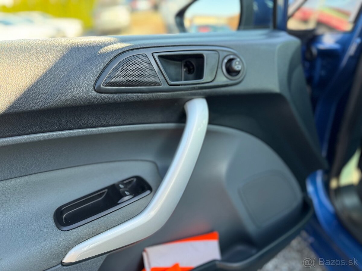 Ford Fiesta 1.25 Duratec 16V Spirit X - 8