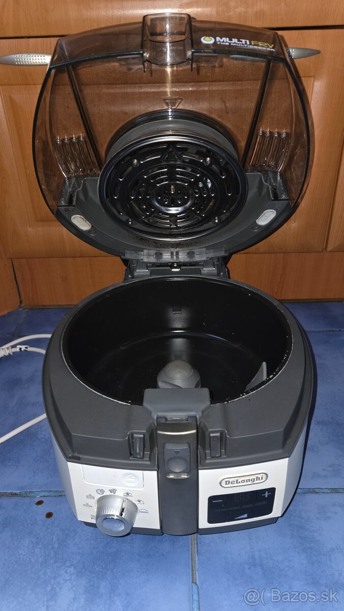 Teplovzdušná multifunkčná fritéza. - 8