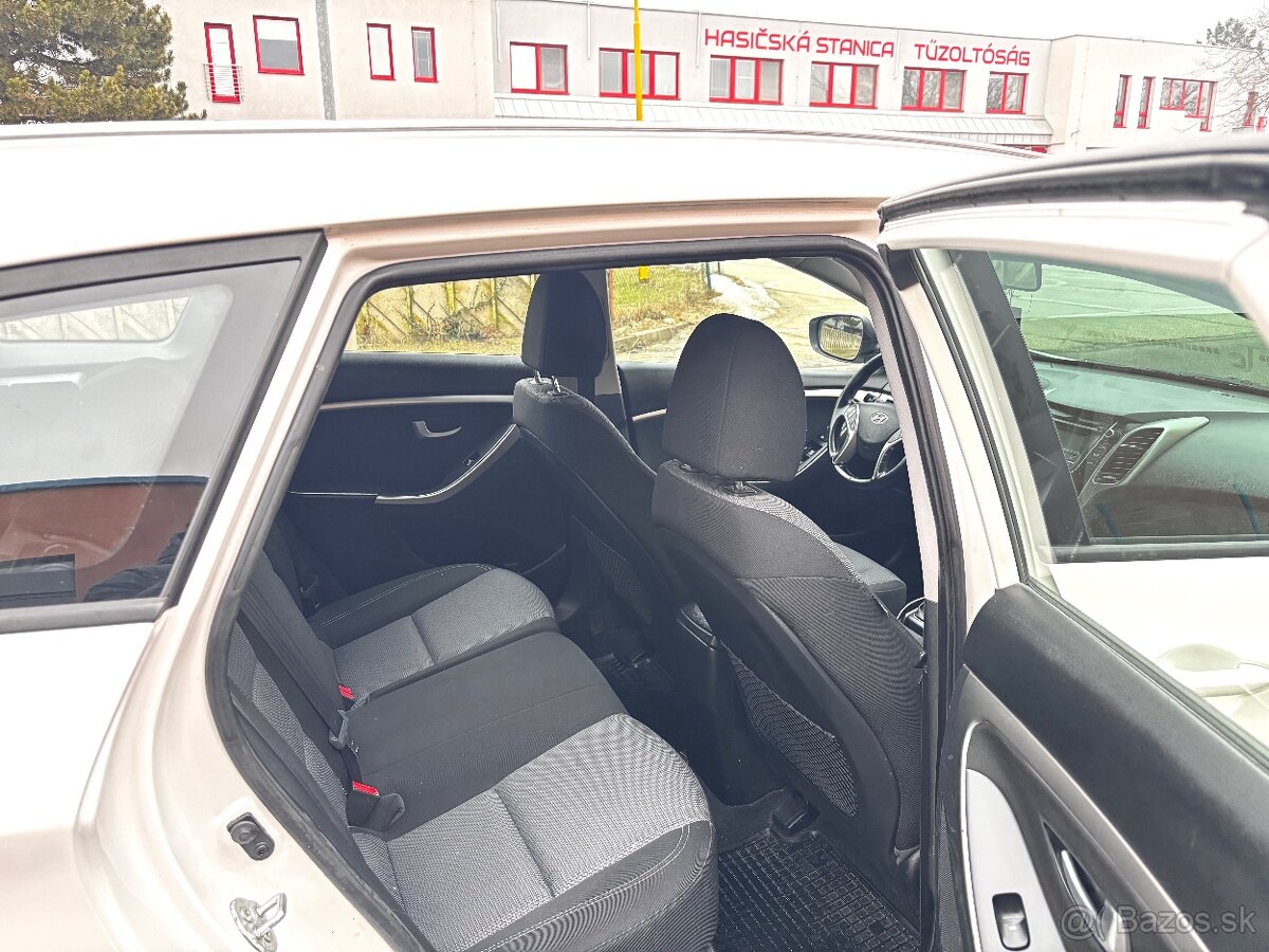 Hyundai i30 1.6CDRI 81kw - 8