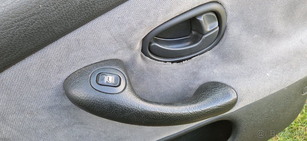 Peugeot 406 predFl - 8