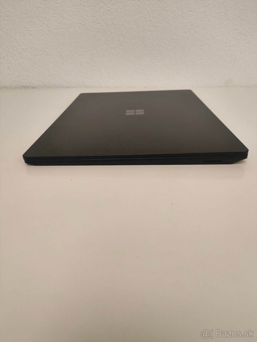 Microsoft Surface Laptop 5 15" | Core i7 • 32 GB RAM • 1 TB - 8