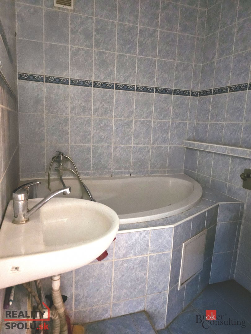 3 izb. byt na predaj - 8
