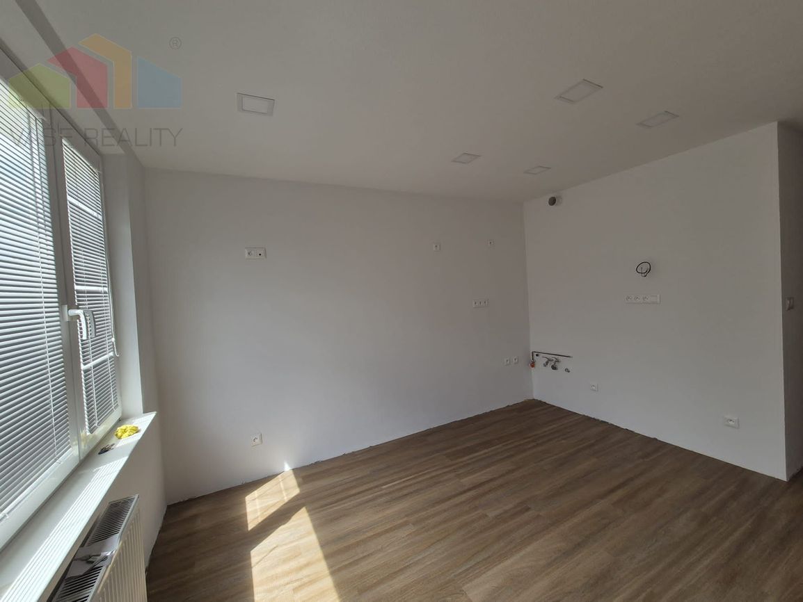 1-izbový byt po kompletnej rekonštrukcii – Zvolen, Pražská u - 8