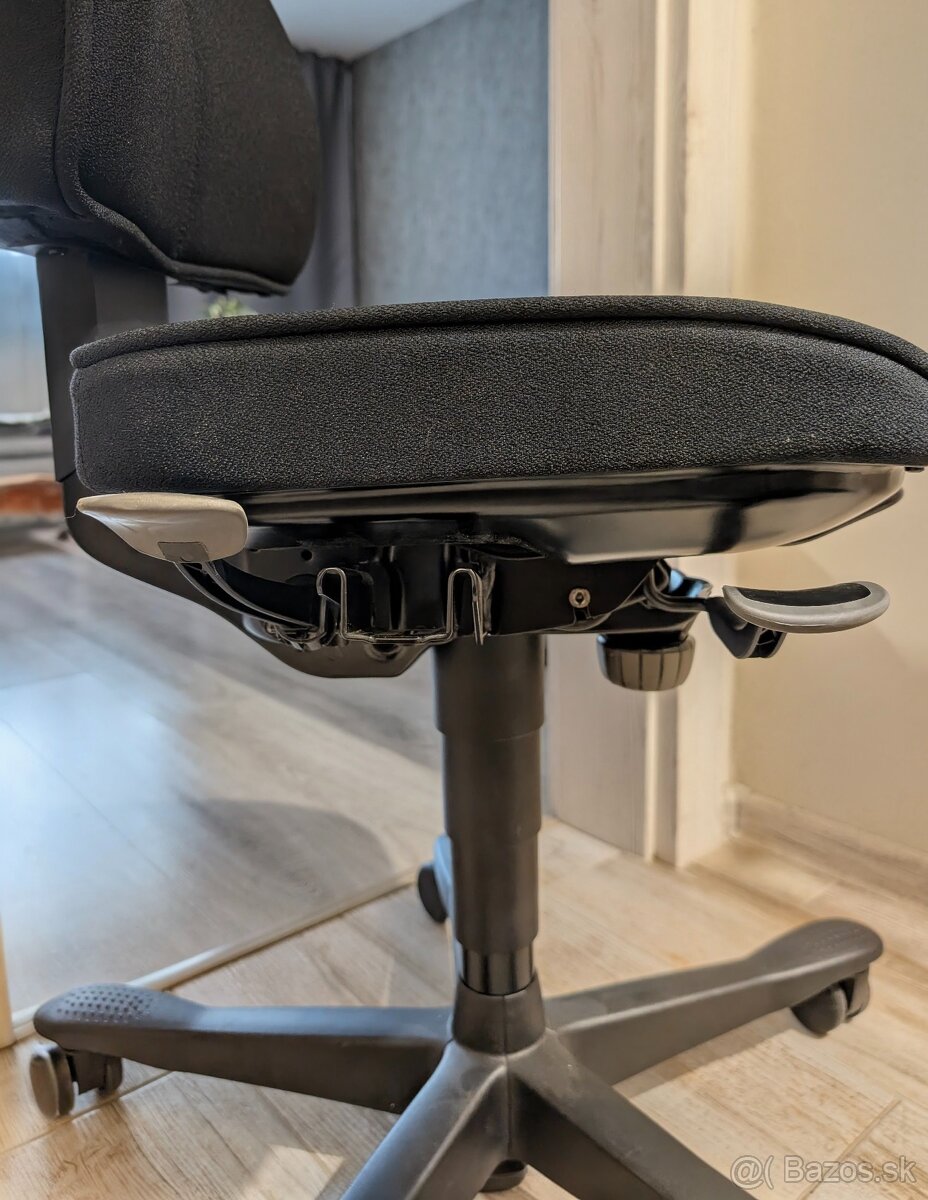 Predám kancelársku stoličku KINNARPS 6000podp.zdravé sedenie - 8