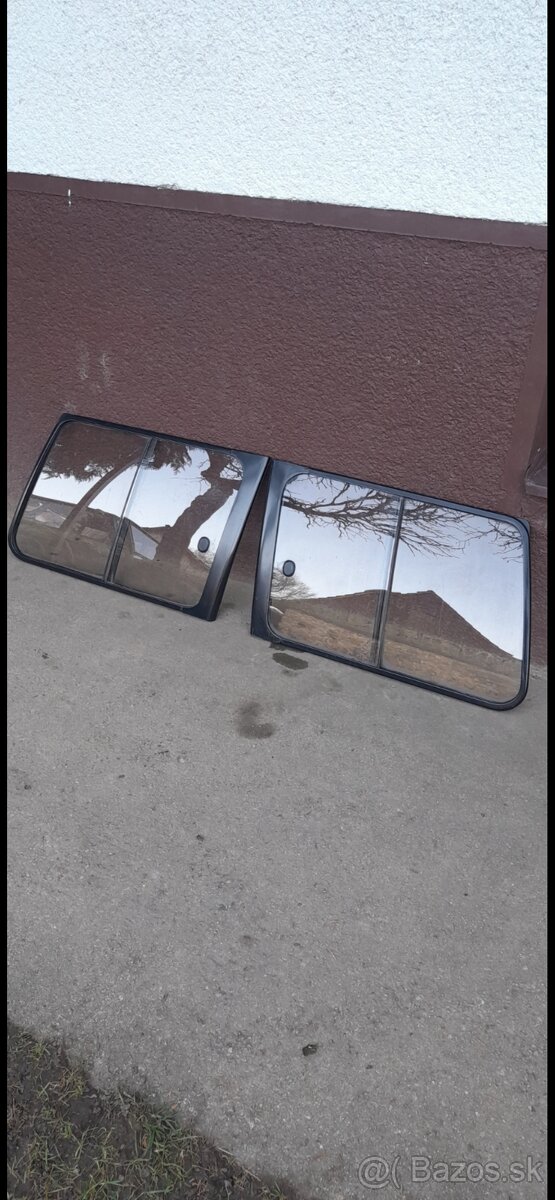 Zadné bočné okno - 8