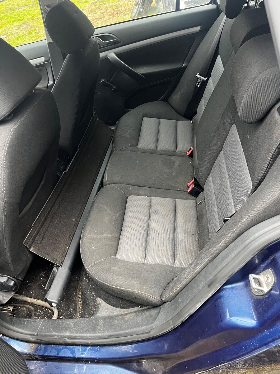 Rozpredam Octaviu 2 1.9 tdi 77kw - 8
