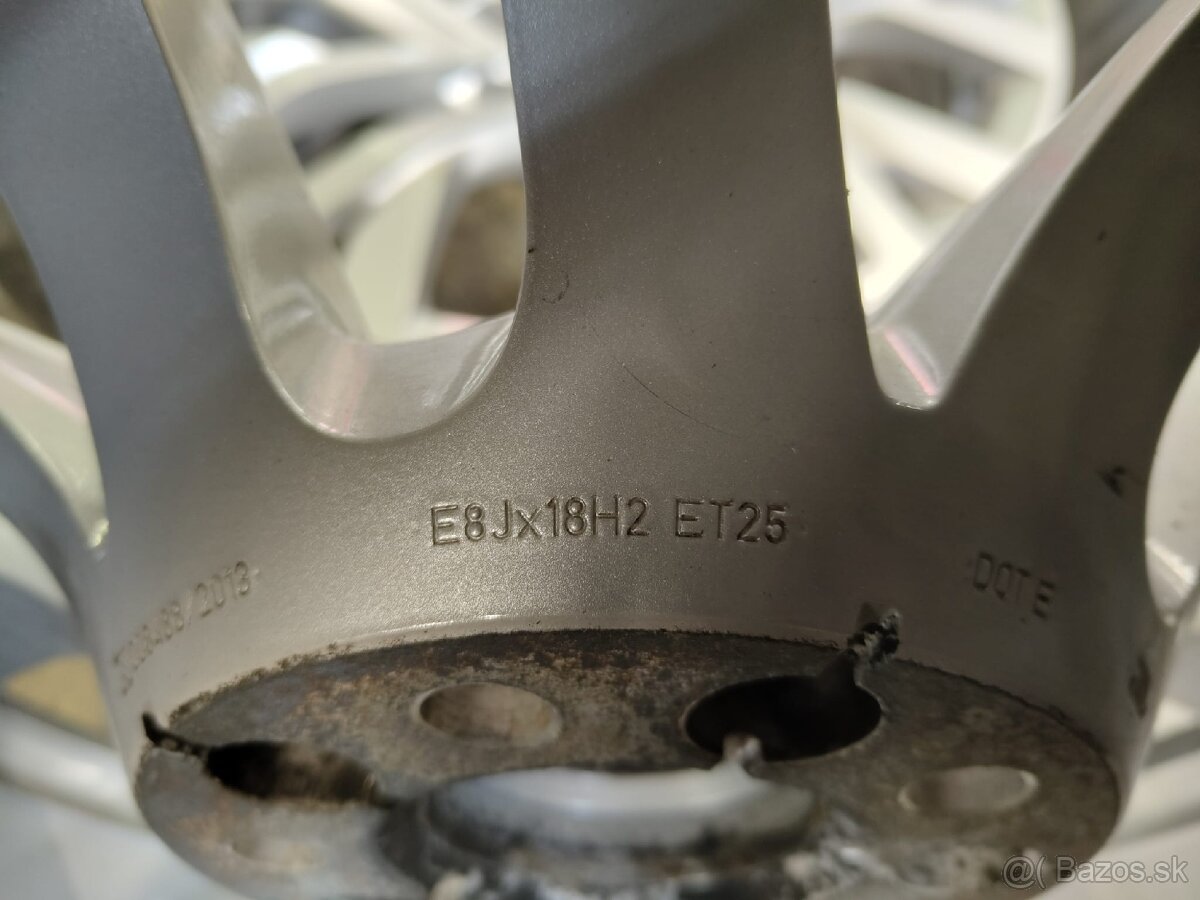 VW TOUAREG 8x18 ET 25 , 5x112 - 8