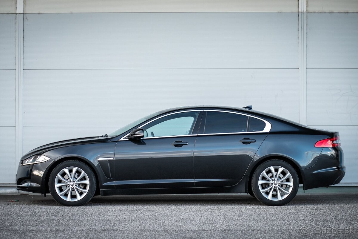 Jaguar XF 2.2 147kW Luxury - 8