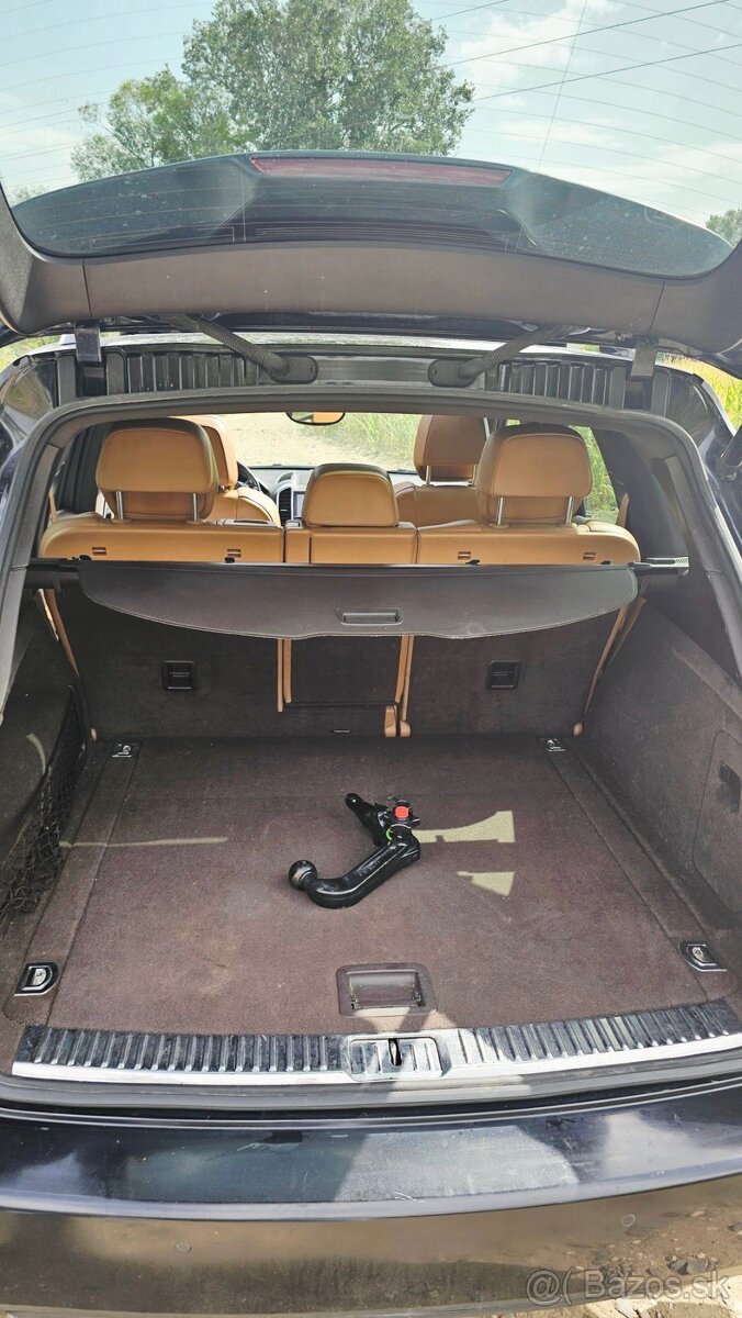 Porsche cayenne - 8