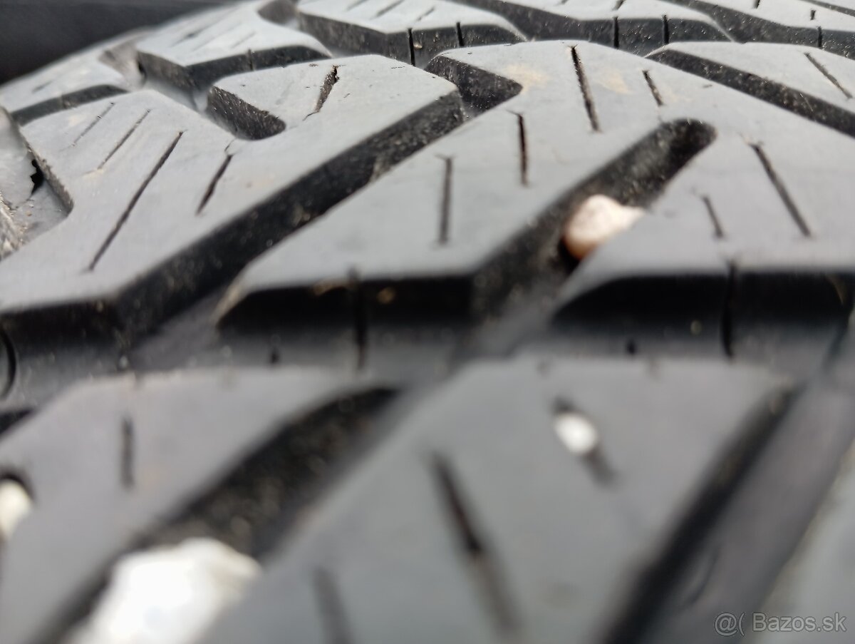 205/55r16 4ks PIRELLI - 8